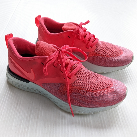 NIKE Odyssey React 2 Flyknit Pink Running Shoes - Picture 9 of 13
